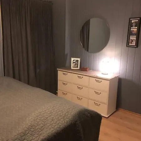 Apartment Koselig Pa Kvaloya *