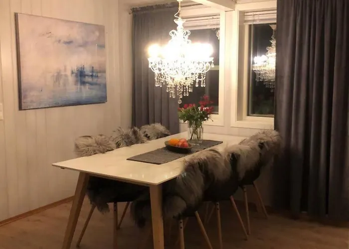 Koselig Pa Kvaloya Lejlighed